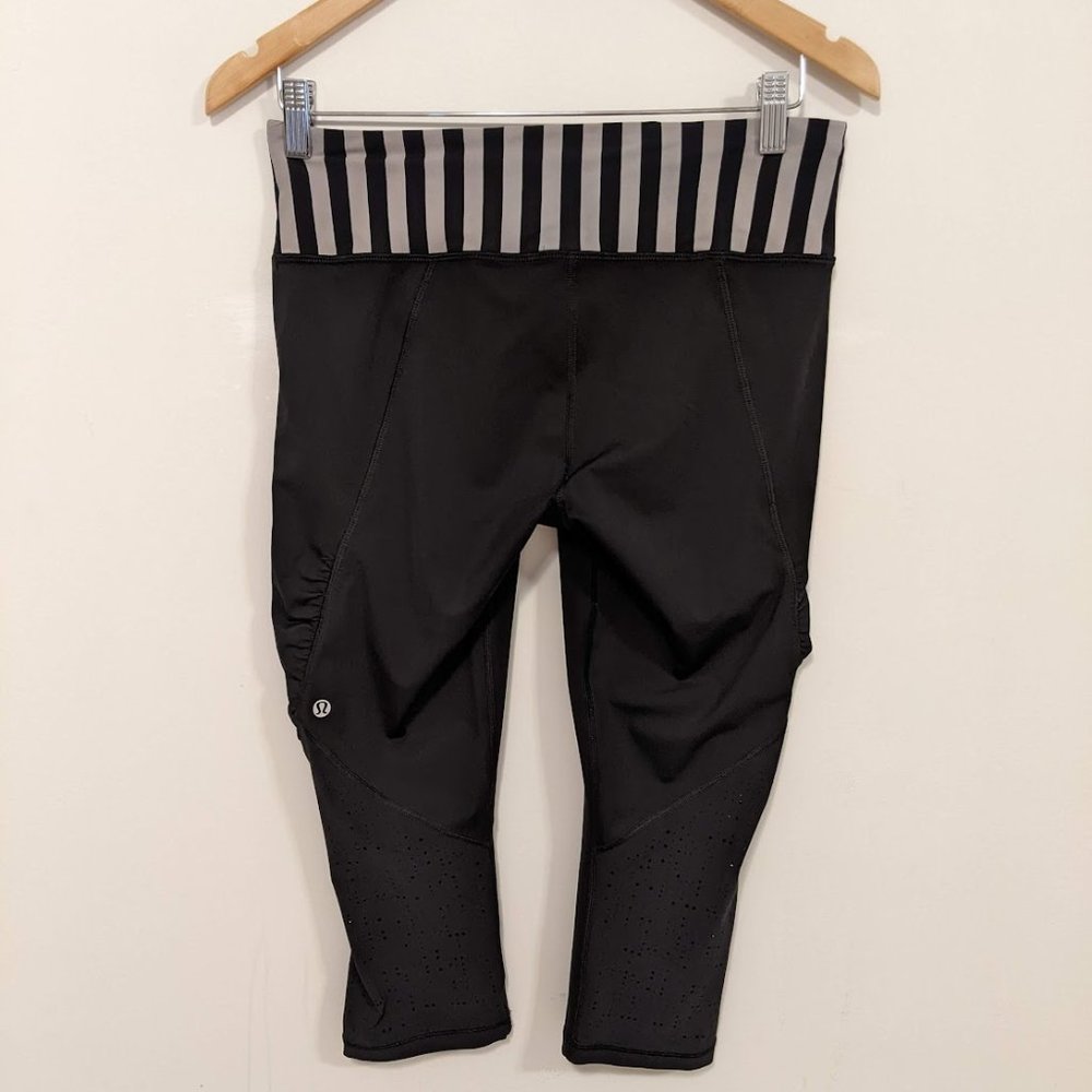Lululemon Water Bound Crop Black/Apex Stripe Printed Black Dune 8 - Picture 14 of 16